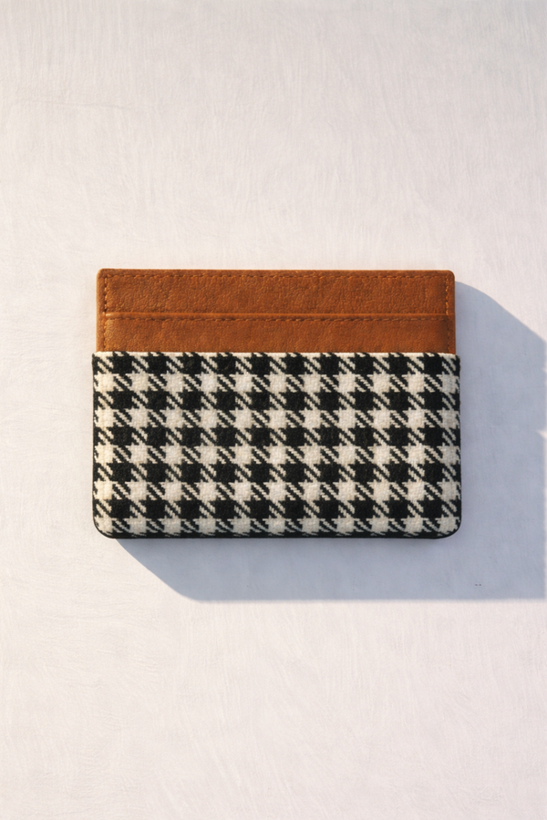 The Card Holder - Black